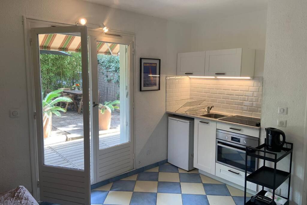 Les Bains De Mer Yourhosthelper Apartment บ็องโดล ภายนอก รูปภาพ